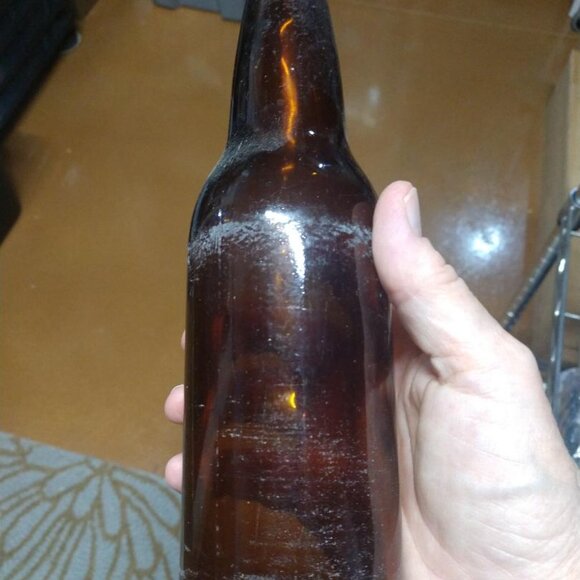 Vintage Stroh's Bohemian Style Empty Beer Bottle with 200 years label on Neck - Picture 8 of 8